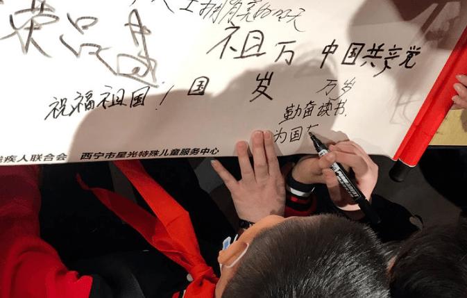 买了一个三轮车上的一个无刷电机想做一个带锯请问要怎么驱动。一定要买专用的电动车控制器吗？游戏画面