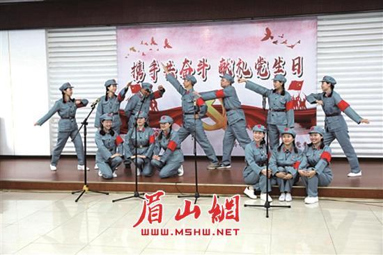最强MIX来了！小米MIX Flip曝光：骁龙8 Gen3+卫星通信